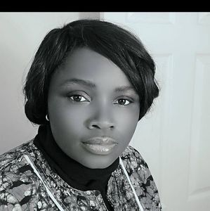 Meet your Posher, Francine